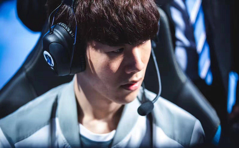 解析“大冷门”出现的统计学概率：体育博彩中的随机性陷阱。（统计学视角下的体育博彩爆冷：随机性如何制造误区）